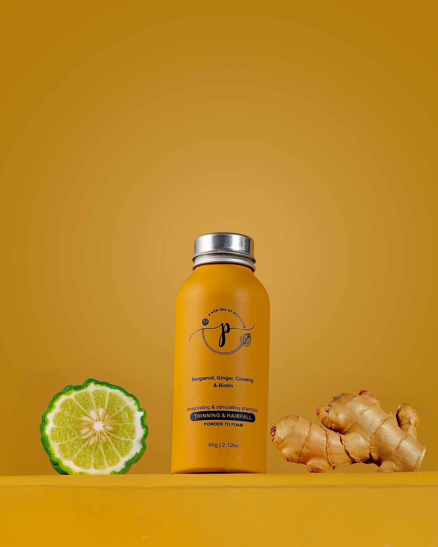 "Powder-to-foam vegan shampoo for thinning hair with bergamot and ginger to reduce hair fall and boost volume"